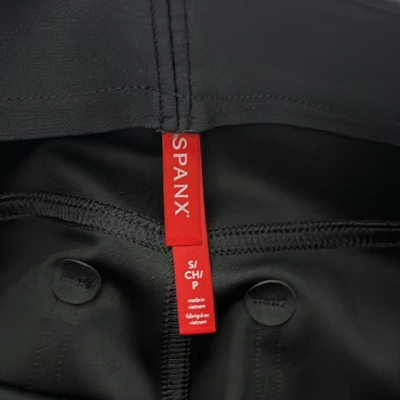 Spanx Black Faux Leather-Like Pull-on Ankle Stretchy Skinny Pants Size S -‎ NEW - Picture 9 of 12